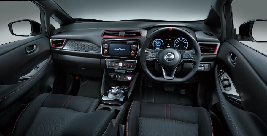 Торпедо Nissan Leaf Nismo 2018 года  (JP) (фото 8 из 12)